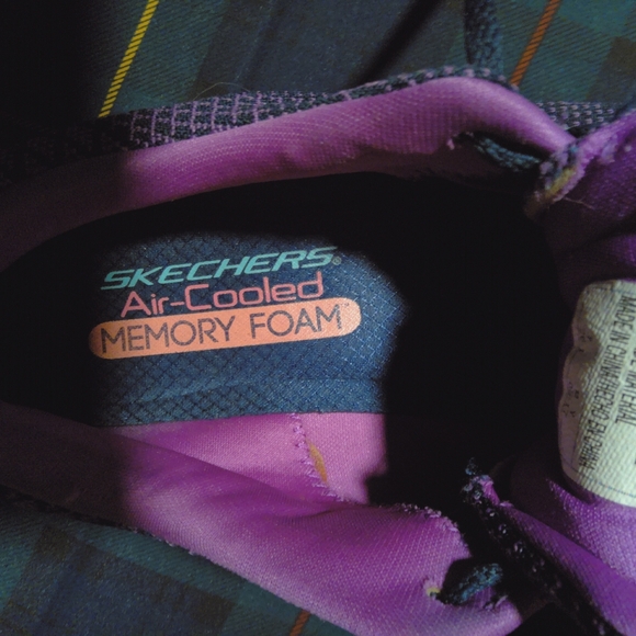 Sketchers  air cool memory foam sneakers size 9 - Picture 7 of 10